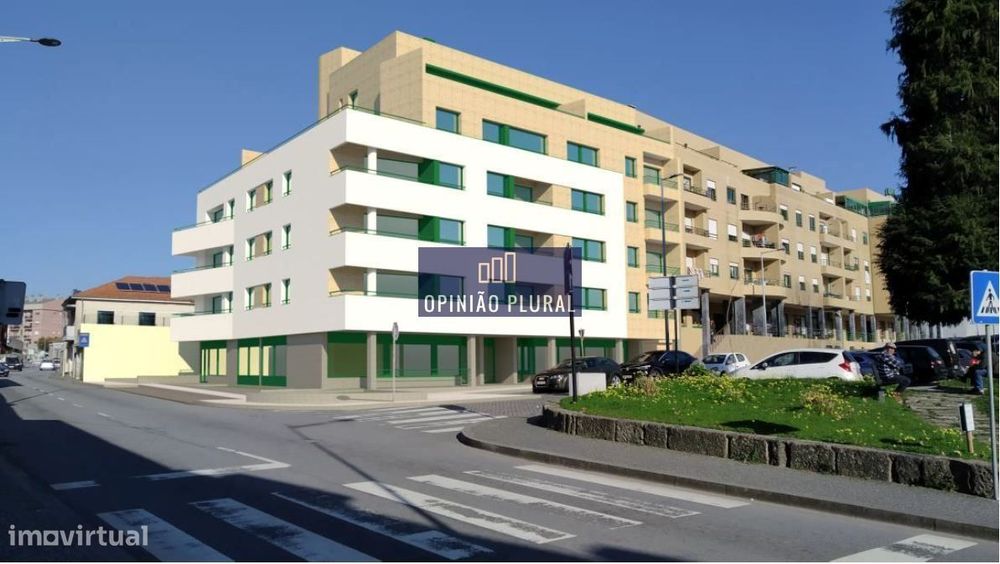 Terreno com Projeto Arquitetónico Aprovado para 16 Apartamentos e 2...