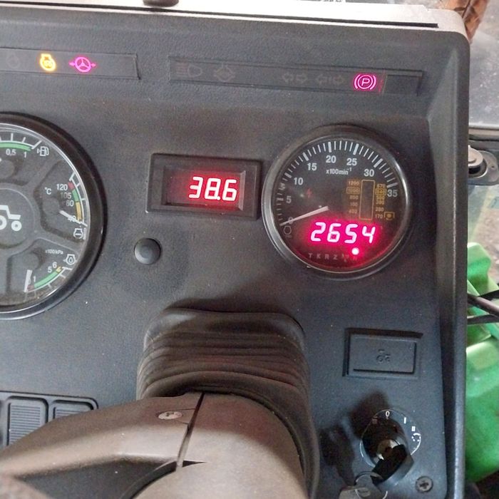 МТЗ 82 трактор    .