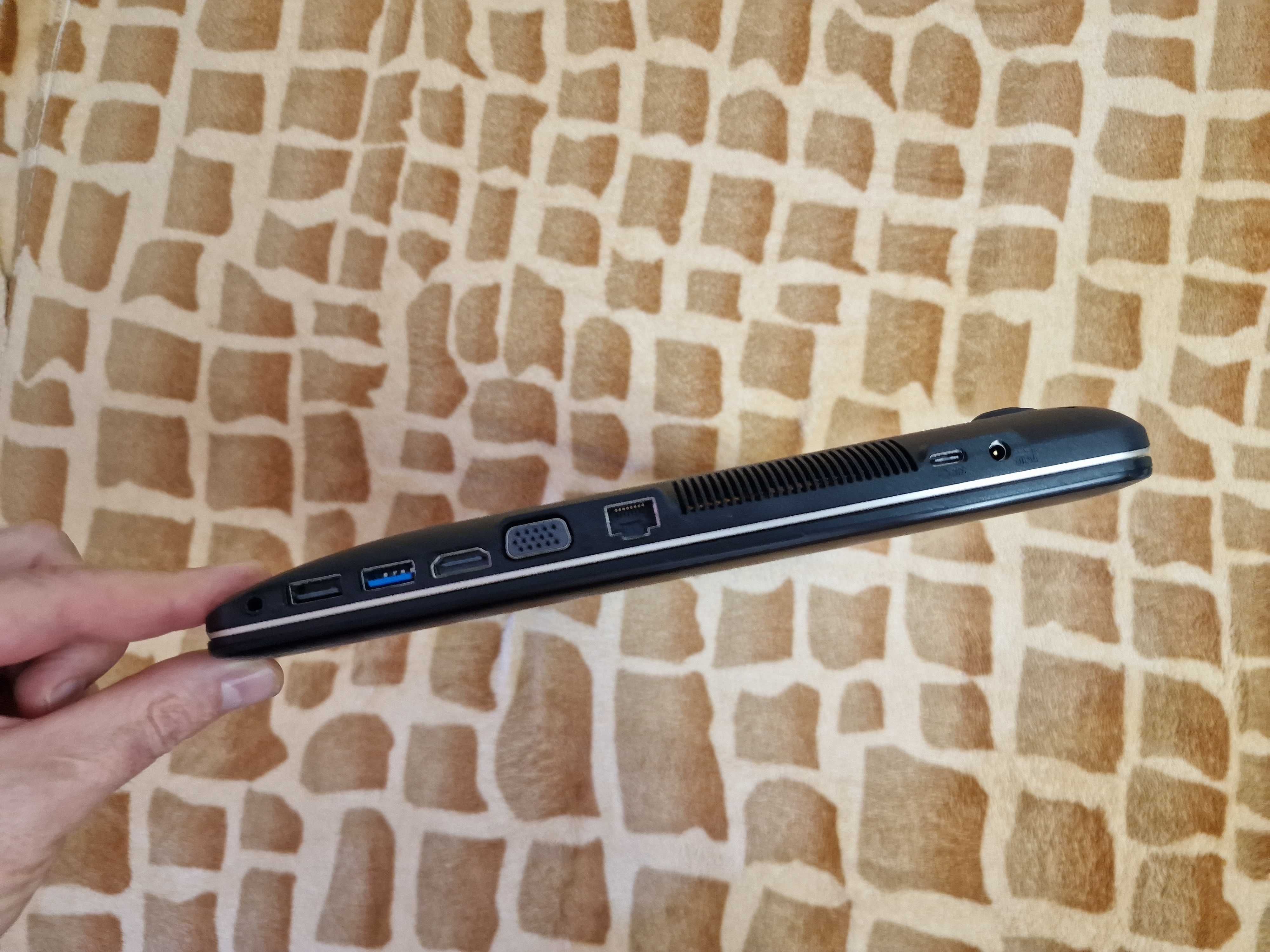 ASUS VivoBook X540L/Core™ i3 4005U/8GB/HDD1TB/GeF 920M 2GB