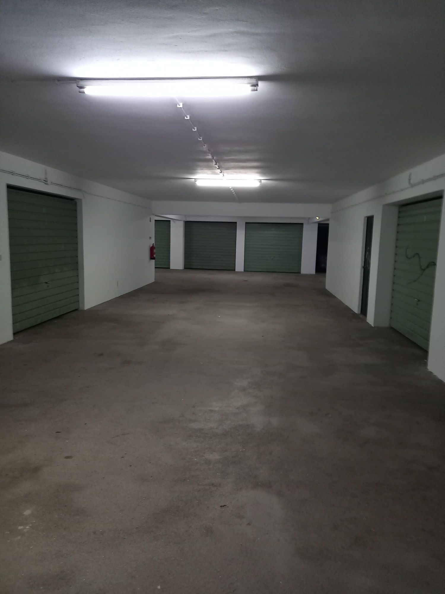 Garagem centro da cidade.
