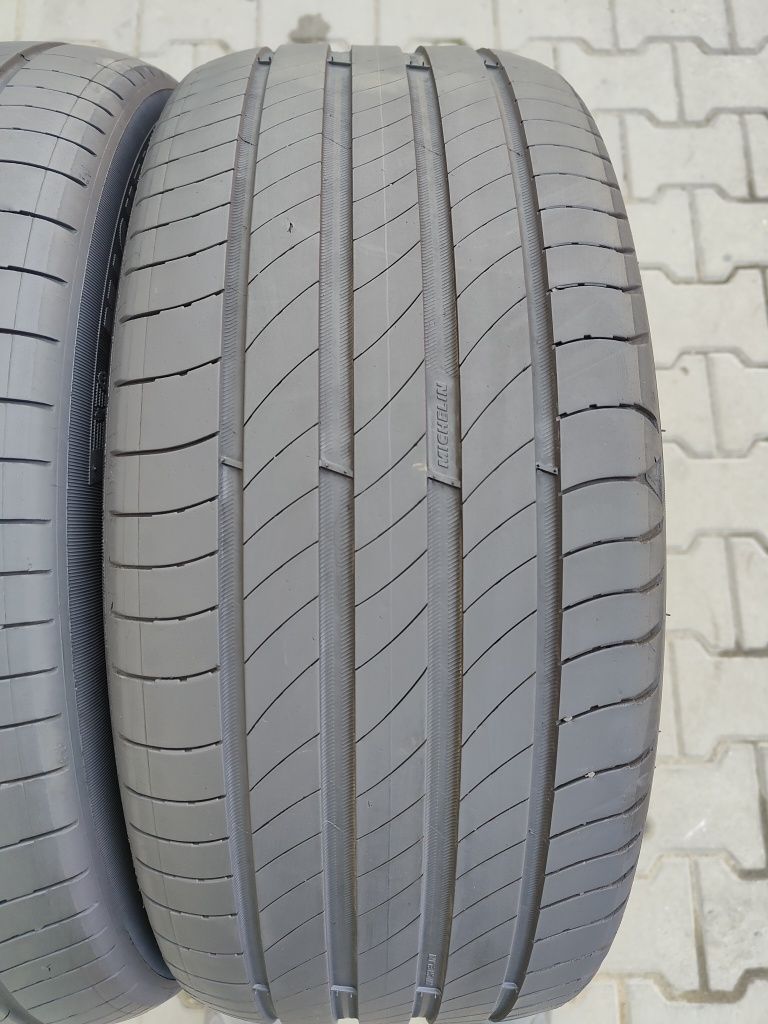 225/45/17 Michelin Primacy 4