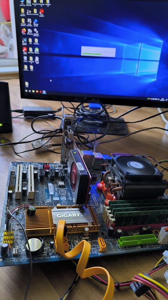 Материнська плата Gigabyte GA-M55S-S3