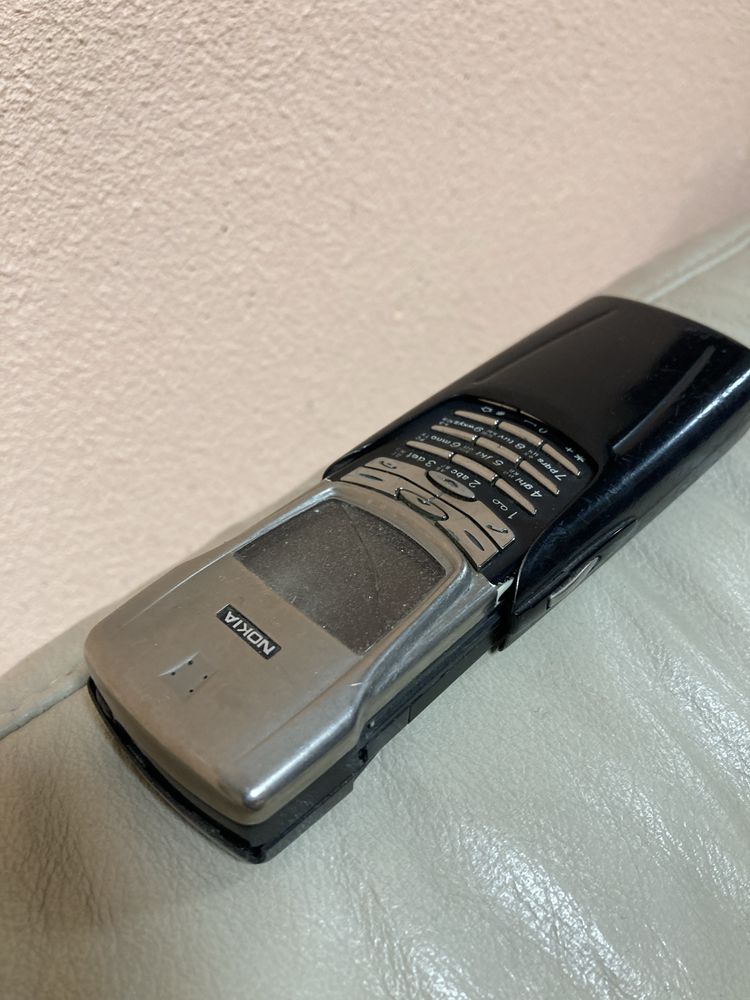 Продаж Nokia 8910i