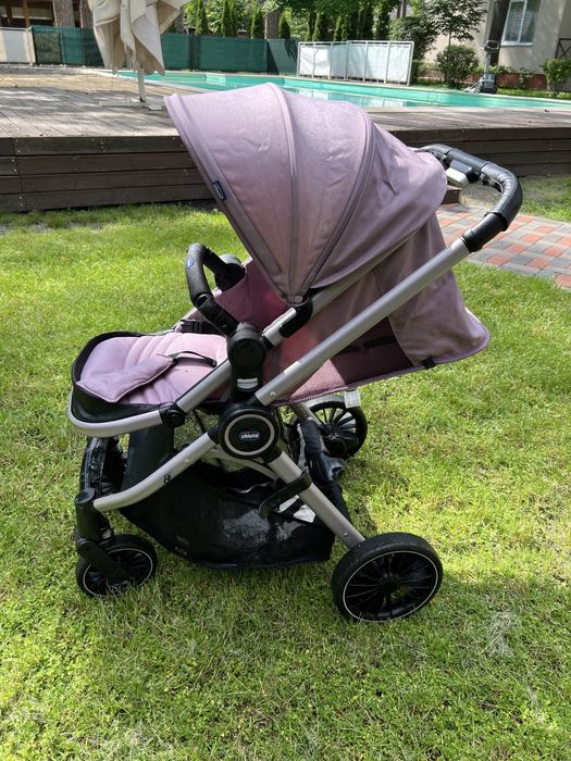 Прогулянковий візок Chicco