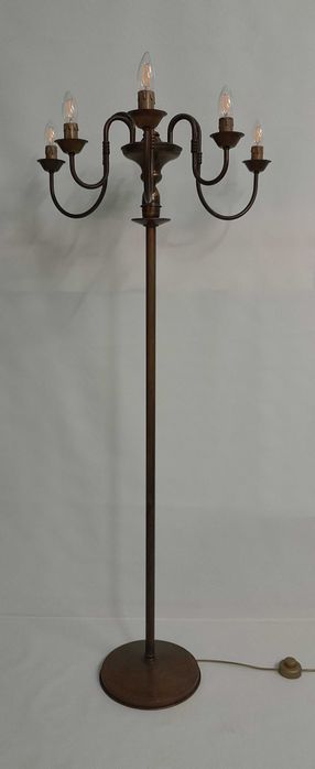 Candeeiros restaurados e reinventados