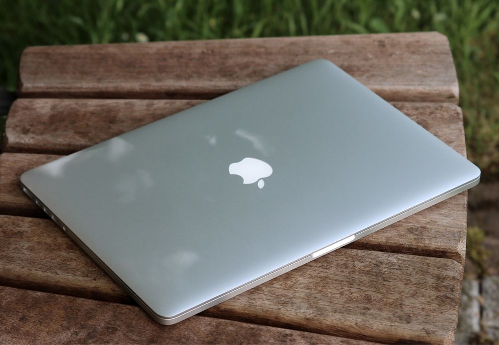 MacBook Pro retina early 2015, 256ssd, 8gb