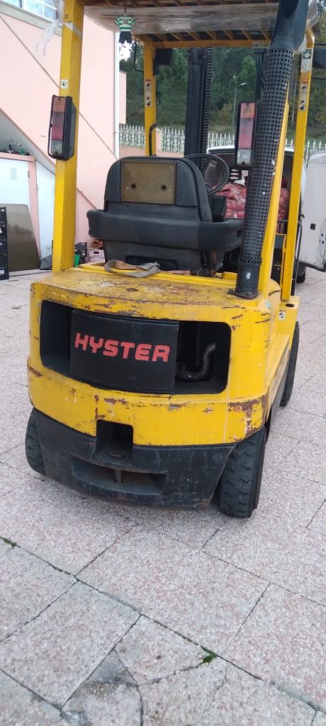 Empilhador Hyster