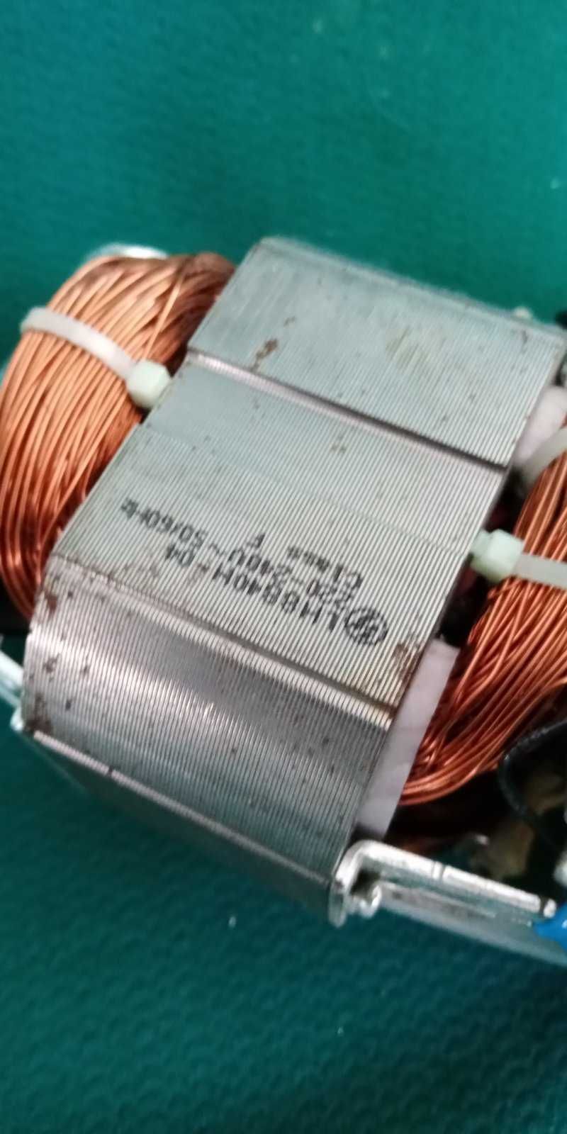 редуктор мясорубки Laretti LR-7203 , (  Gorenje 588967 )