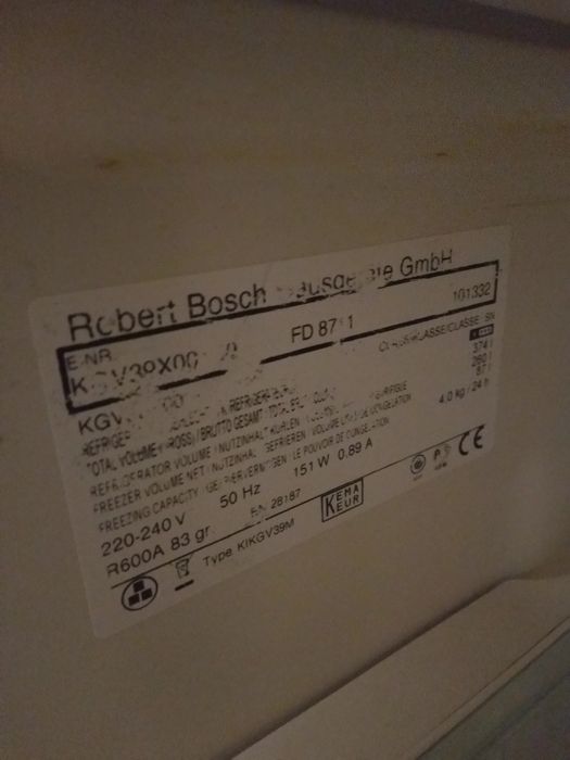 Холодильник Bosch KGV 39X00 на запчасти