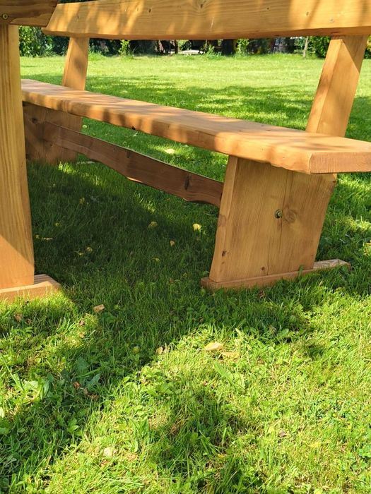 Drewniane meble ogrodowe