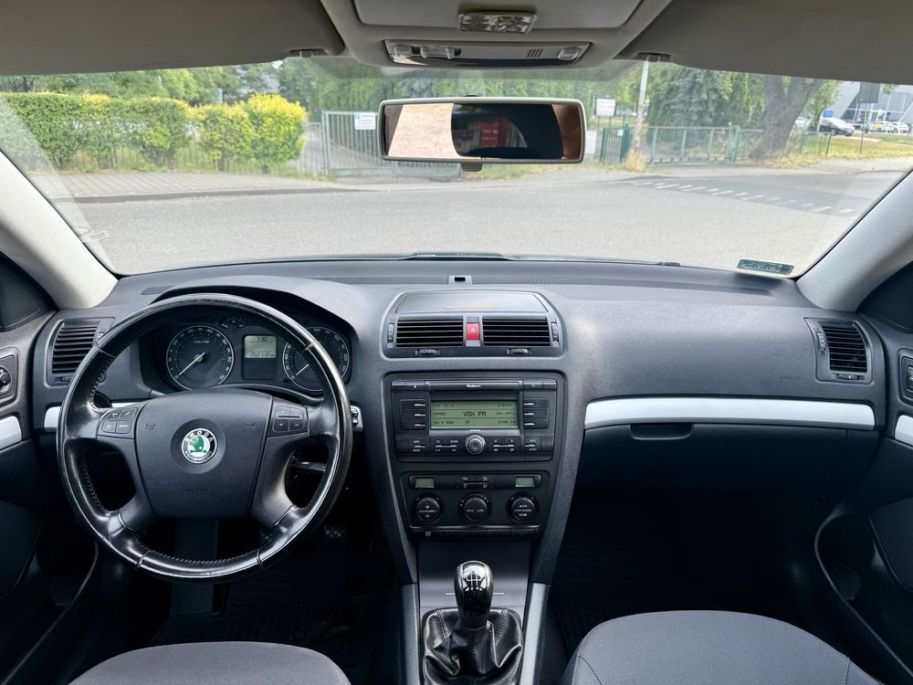 Skoda octavia 1,6 MPI super stan klimatronic