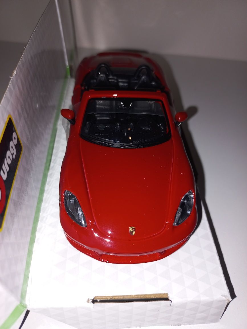 Bburago Porsche 718 Boxster,skala 1:32