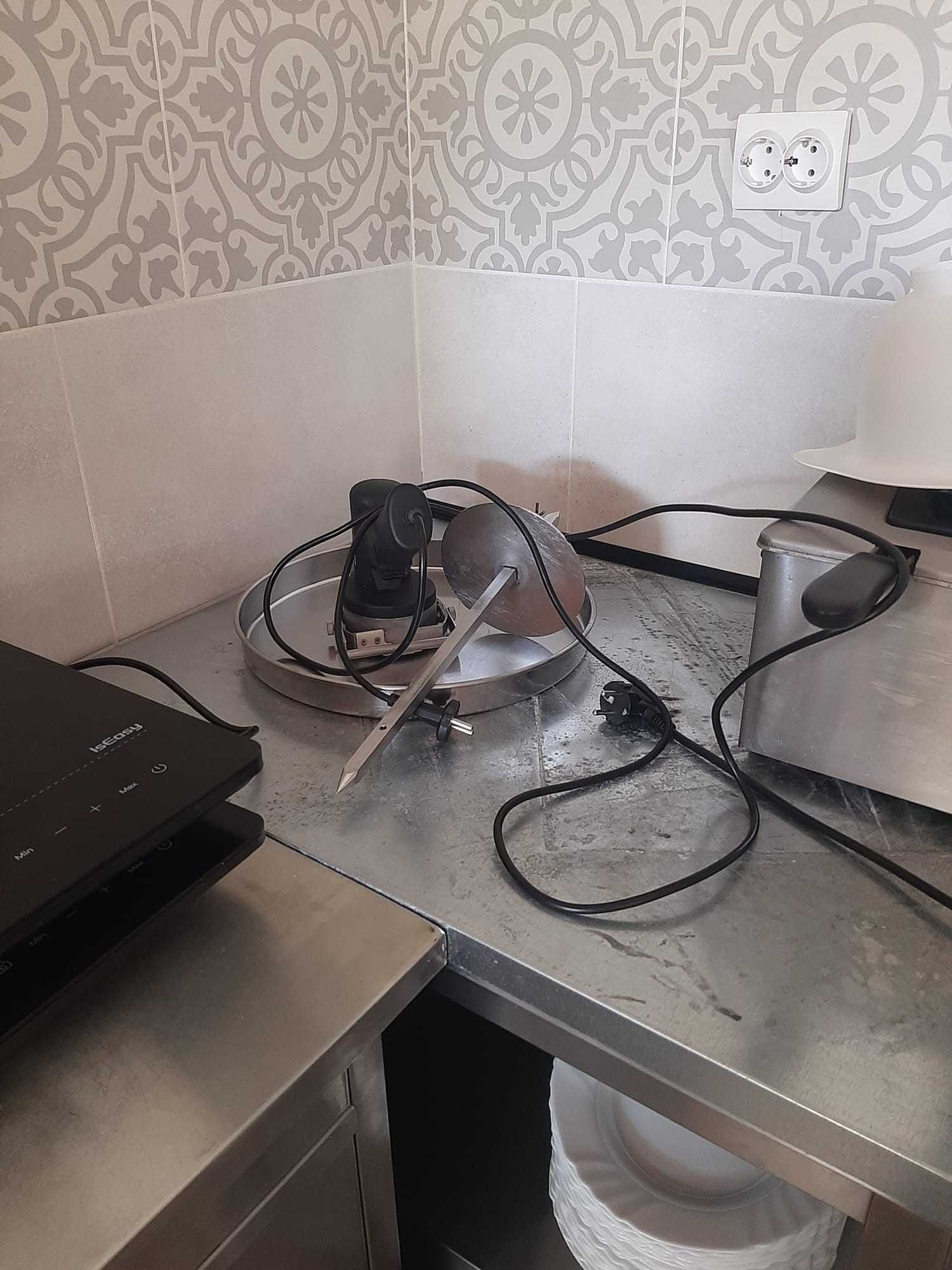 Maquina kebab Eletrica 5kg com a faca