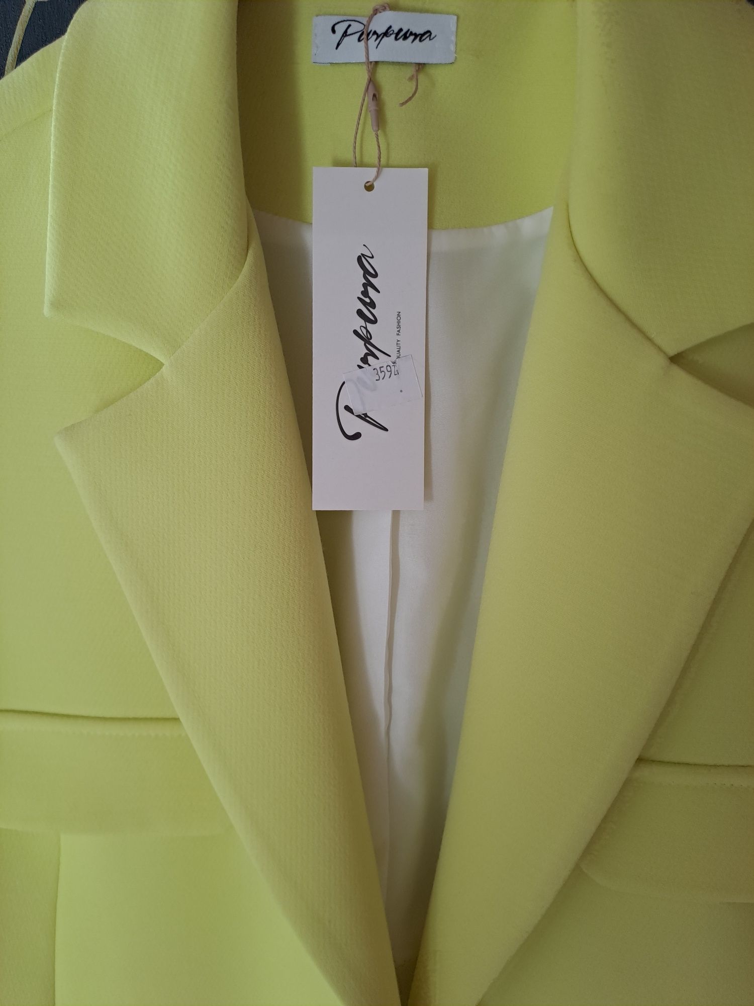 Marynarka  damska  oversize  limonka