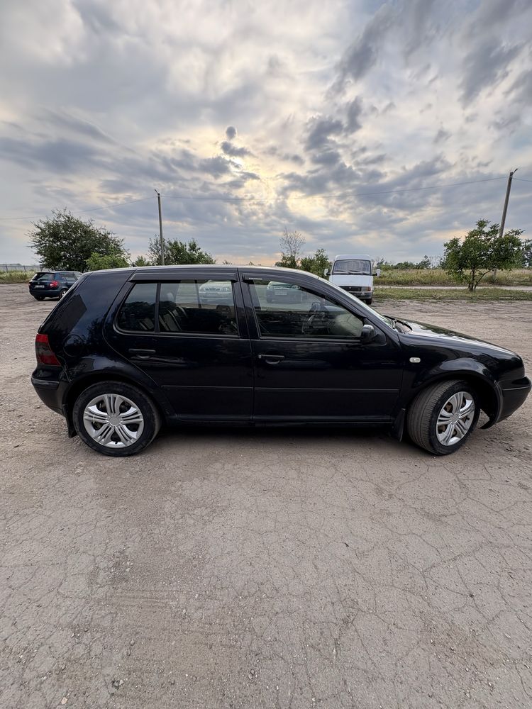 Volkswagen Golf 4