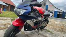 Honda cbr 929rr fireblade Uszkodzona sc44 (954 ninja gsxr k6 cbr)