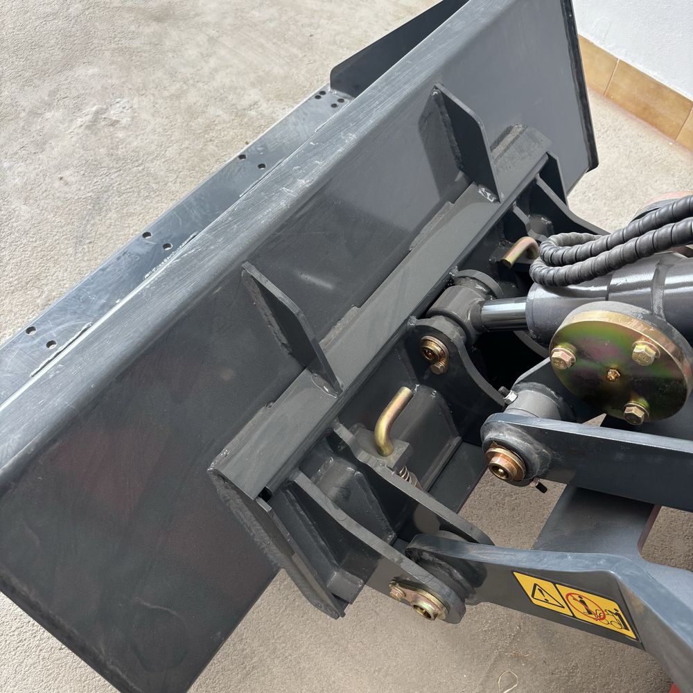 Mini Pá Carregadora SL450H
