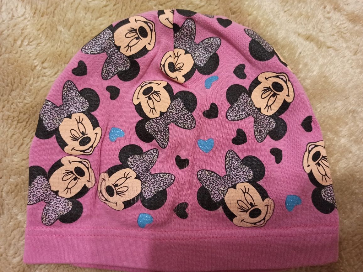 Cienka czapka czapeczka różowa z nadrukiem myszki Mickey rozmiar 92