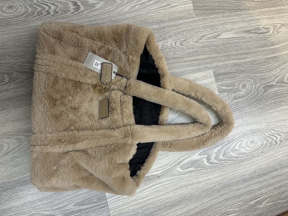 Хутряна сумка-шопер, переноска для тварин  із штучного River Island