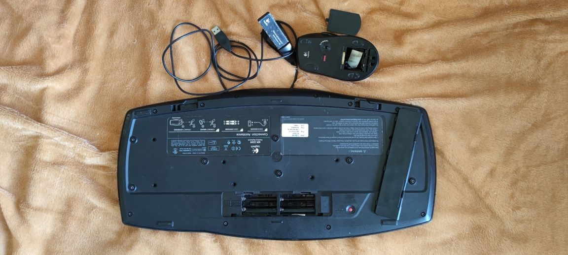 Бездротова клавіатура і мишка logitech mx 3200