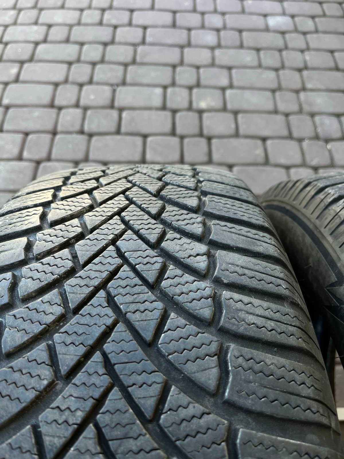 Opony Bridgestone Blizzak LM005 235/55/18 104H XL