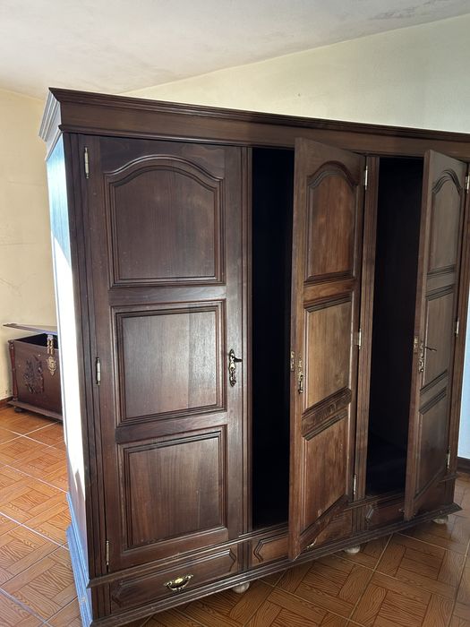 Roupeiro de quarto grande