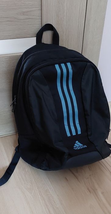 Plecak Adidas w kolorze granatowym