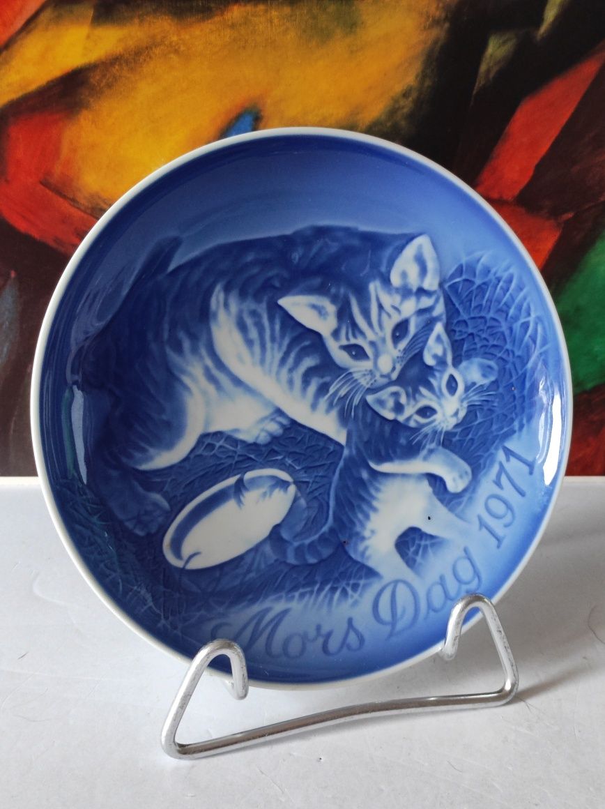 Piękna stara porcelana talerz ozdobny do powieszenia koty