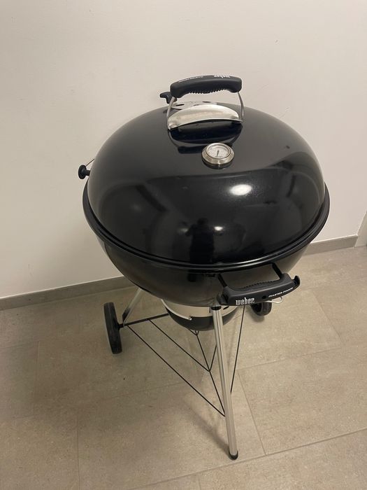 Вугільний гриль Weber Master-Touch GBS 57см