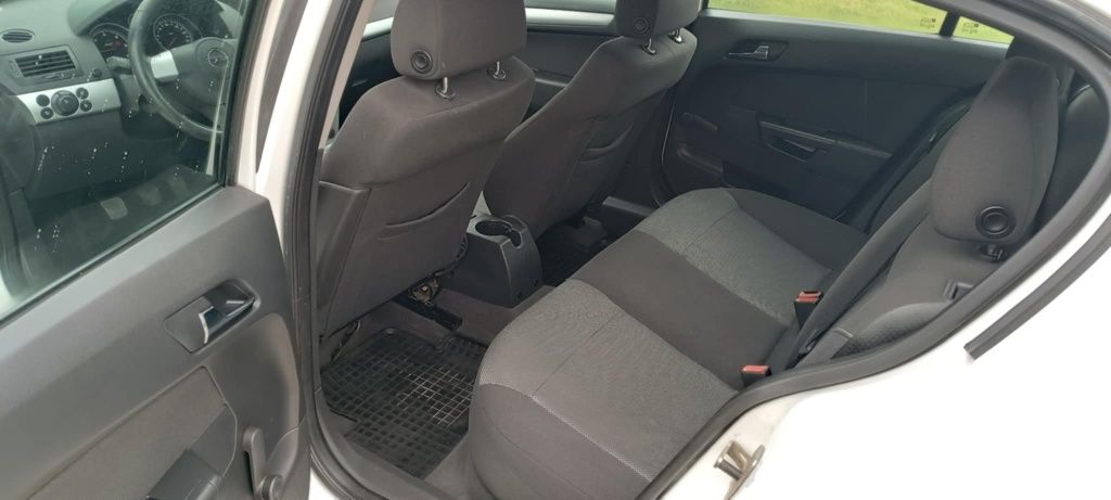 Opel Astra H 1.7D 197tys przebiegu 2009r.