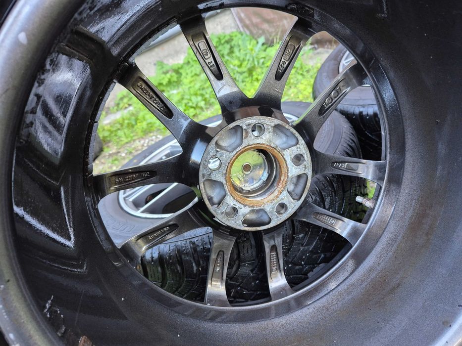 Koła zimowe 5x112 225/55R17 7,5mm bieżnik 2022rok Mercedes E C