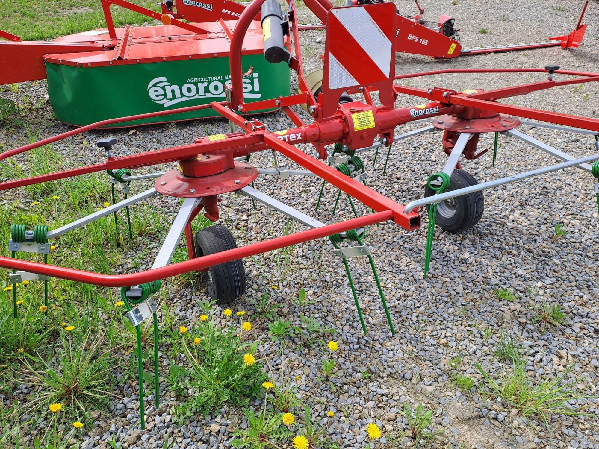 Przetrząsacz Enorossi G2V 310 3P TEDDER