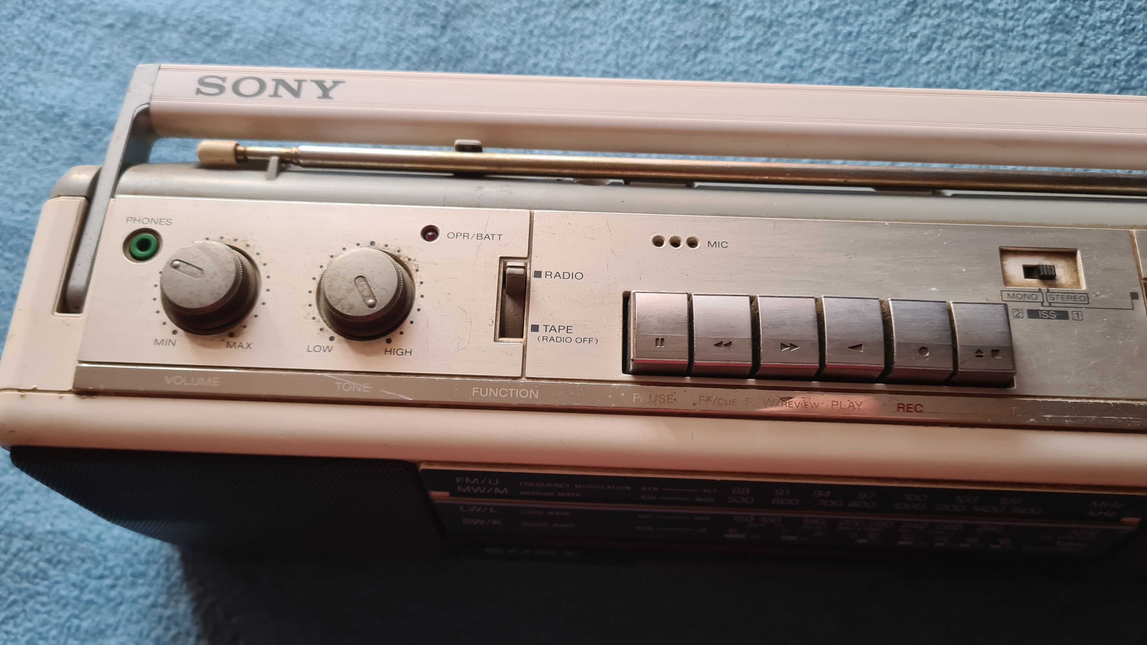Radiomagnetofon Sony CFS-210L