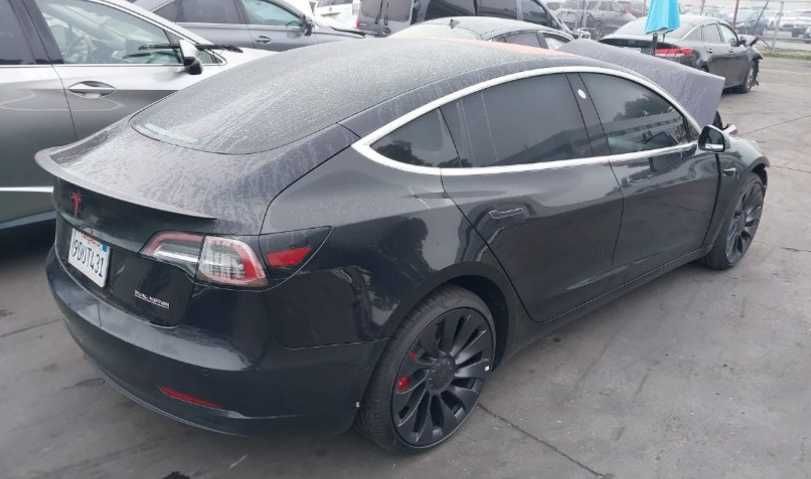 Разборка Tesla Model 3 Перфоманс Тесла модел 3 Perf Киев самовывоз