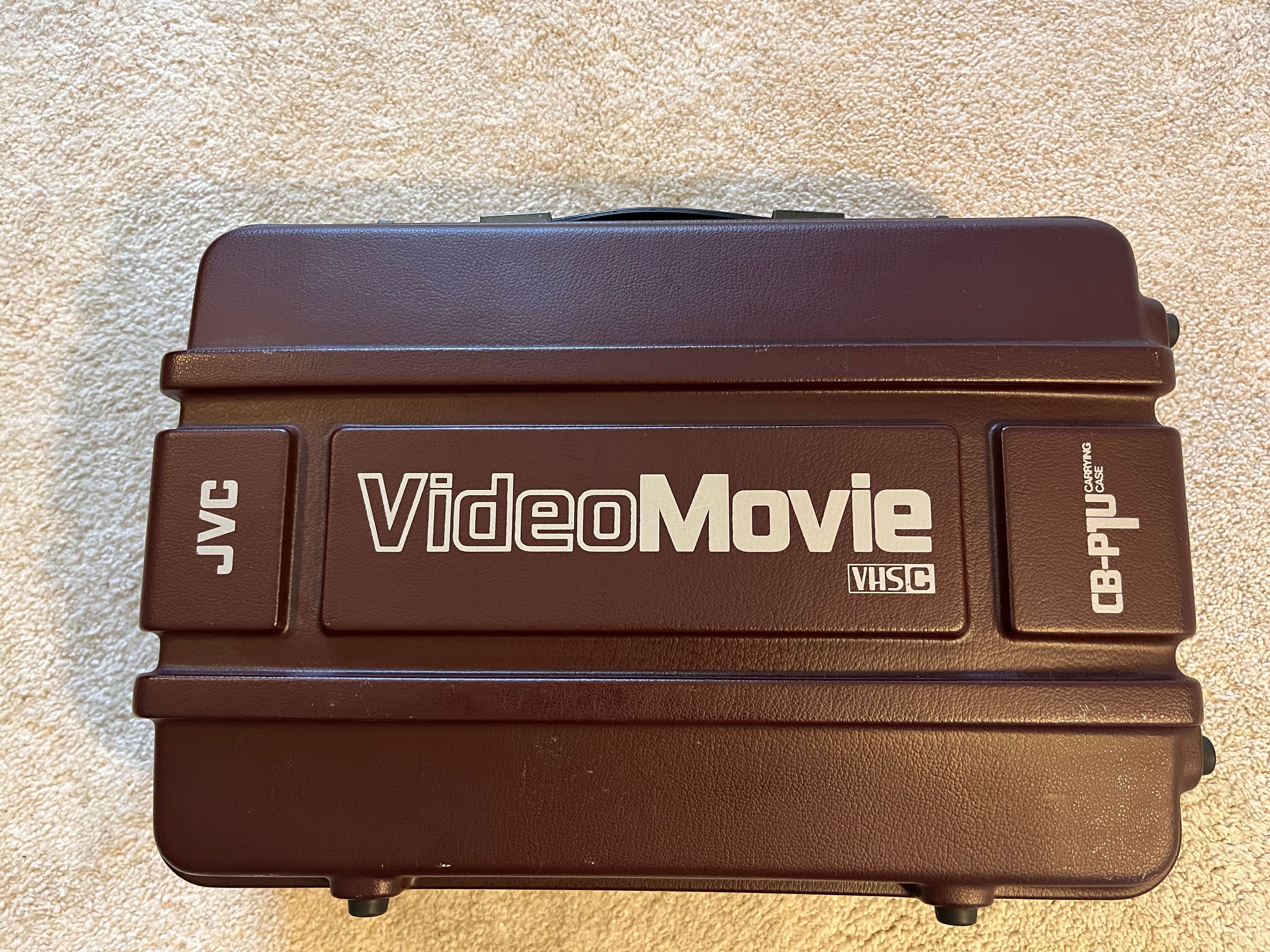 camcorder JVC VIDEOMOVIE VHS-C do filme "Regresso ao Futuro"