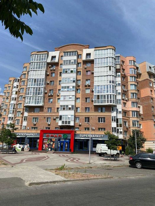 Продам 3-х кімнатну квартиру, ЛЕВАДА, Головка, 15