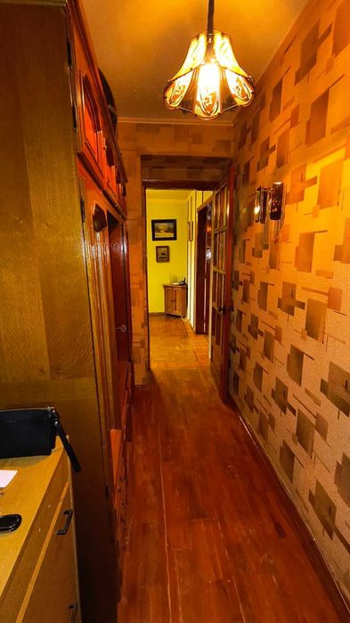 Продам 3 кім.квартиру у  Центрі  68000$