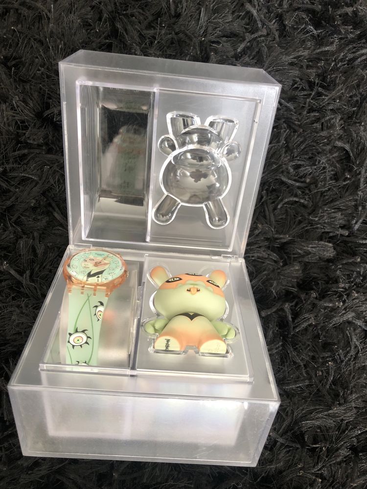 Relogio raro Swatch Kidrobot