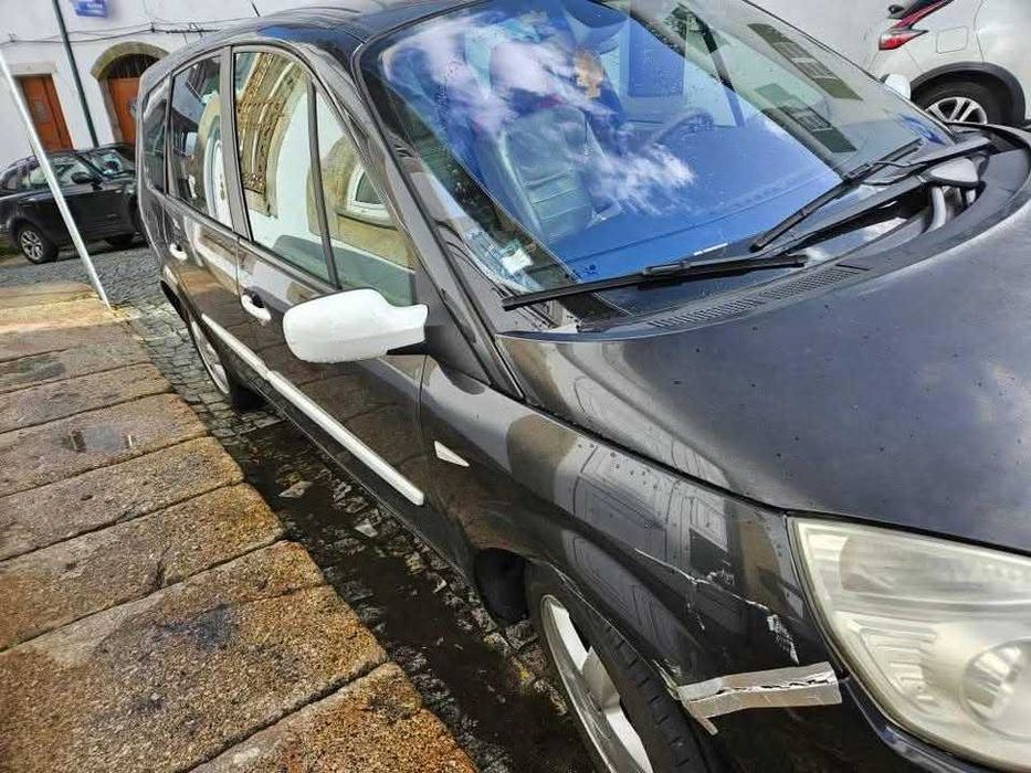 Renault Grand Scenic 1.5 dci 106CV 7 lugares