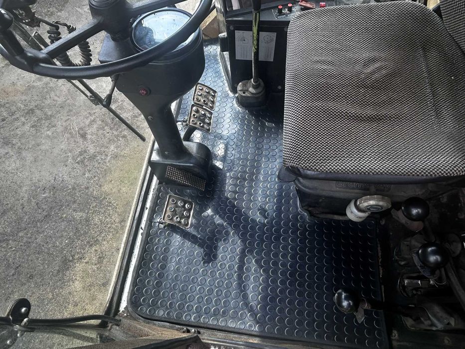 Mata gumowa dywanik kabiny Claas Dominator