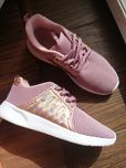 Super lekkie buty George 37