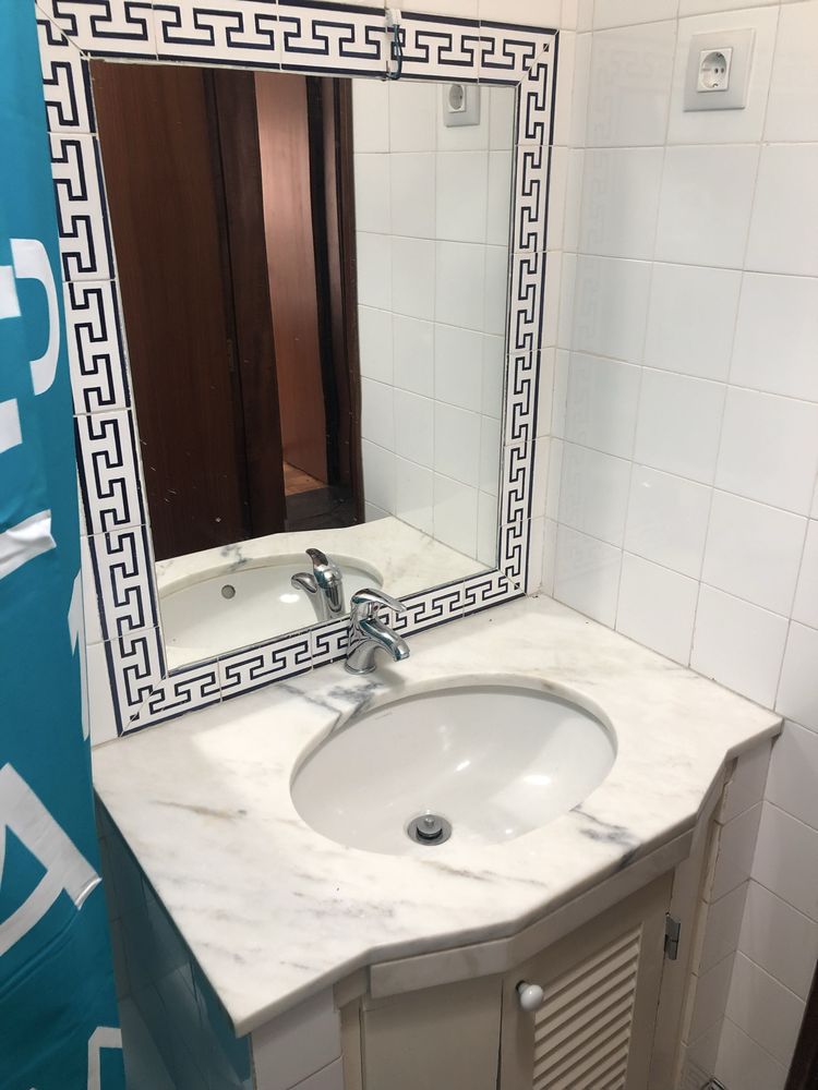 Quarto Almada junto ao metro Bento Goncalbes
