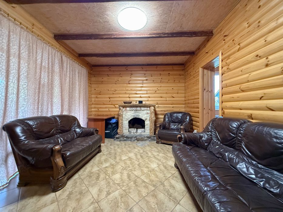 Продаж чудового будинку в передмісті Рівного!