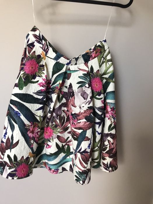Spódnica mohito wzorzysta kwiaty 34 xs