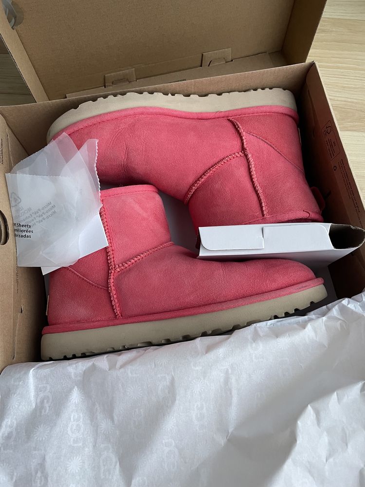 Ugg kozaki śniegowce W Classic Mini II r.  39 malinowe