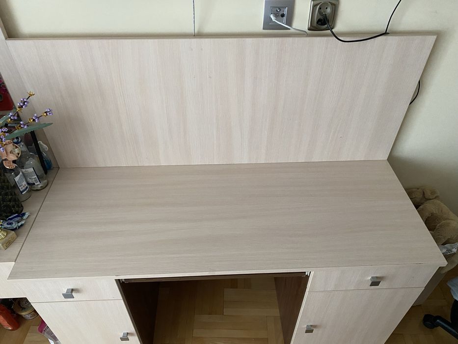 Biurko używane do nauki/pracy