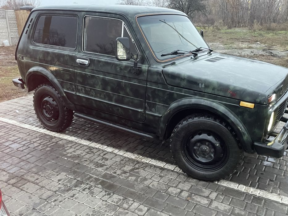 Продам Нива 2121