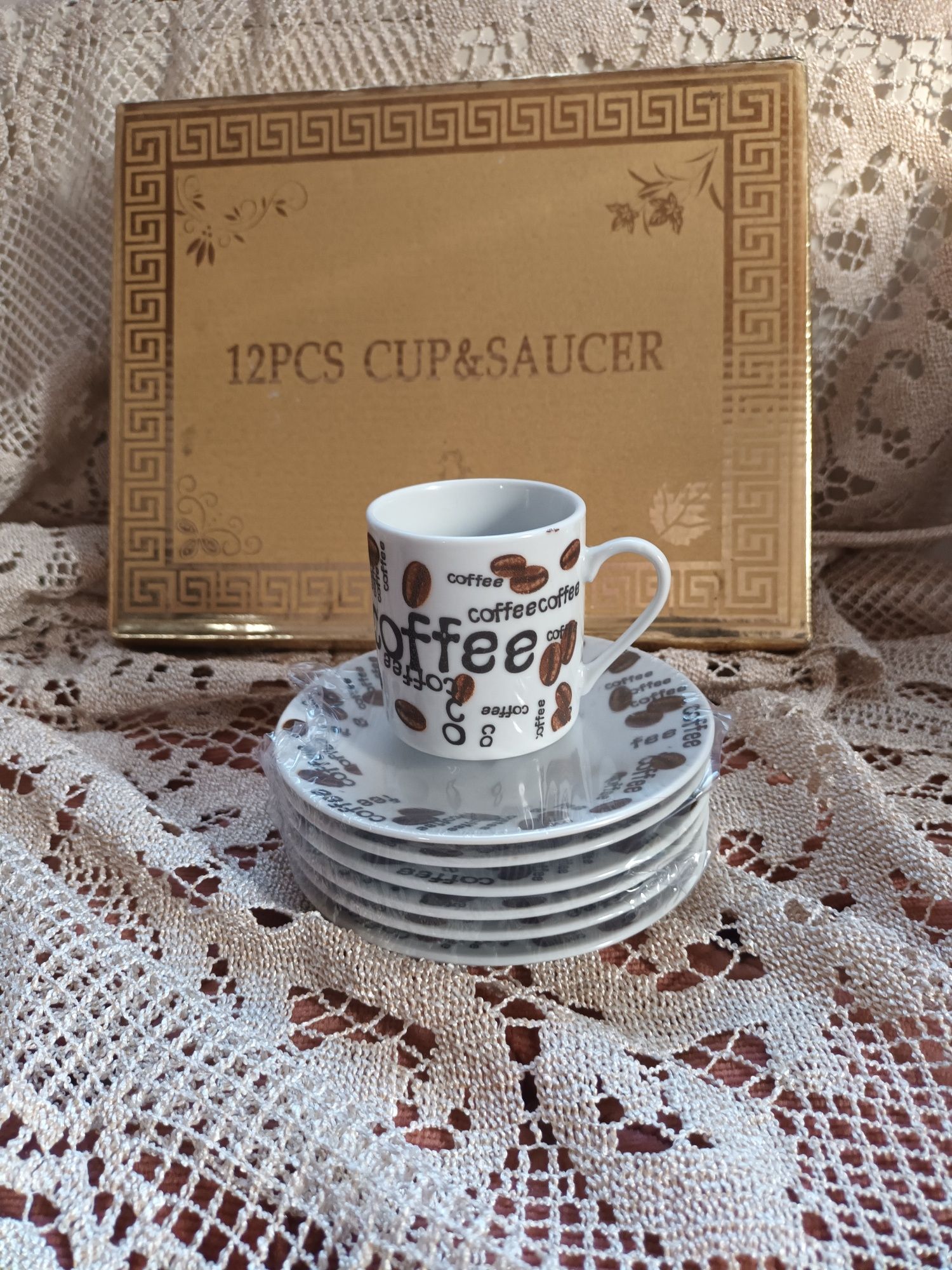 Piękny komplet z porcelany 12 sztuk nowy CUP & SAUCERR
