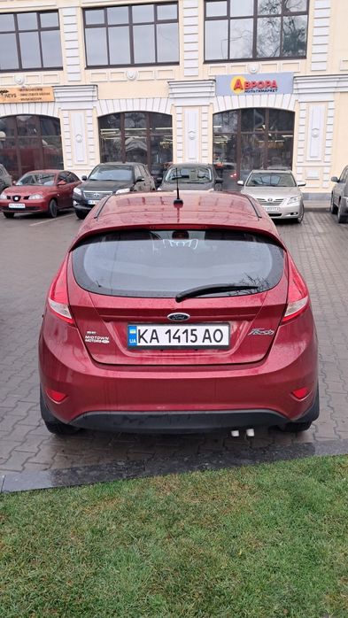 Ford Fiesta 1,6 автомат