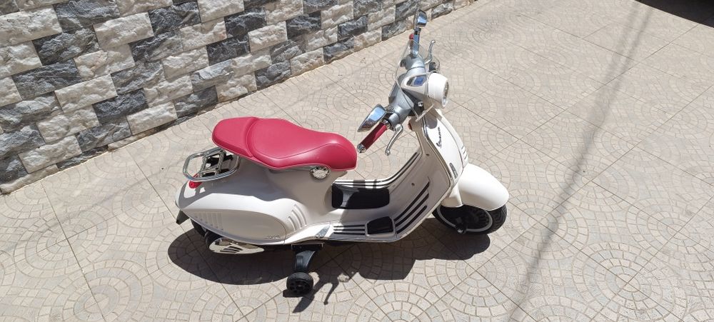 Scooter criança elétrica